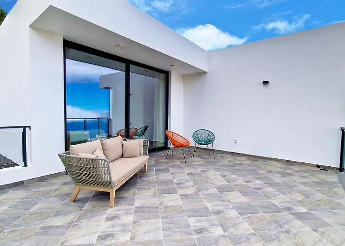 Ohana Ocean View By Lovelystay * Arco da Calheta (Madeira)